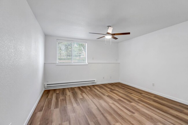 Building Photo - Remodeled 1 bed 1 bath condo for rent at V...