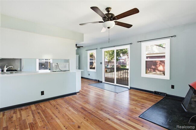 Building Photo - 1408 Mohawk Ave