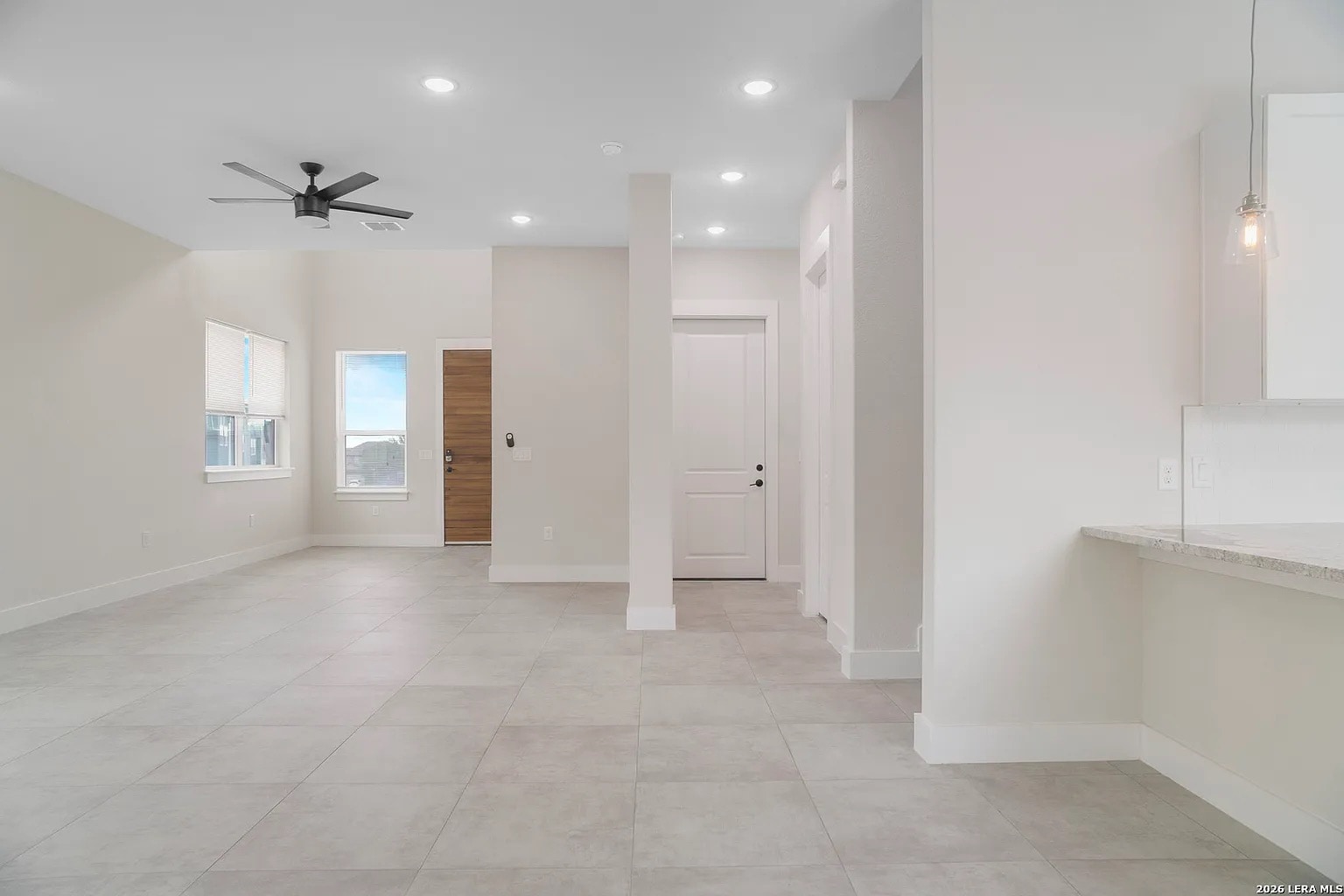 Building Photo - Room in House on Pharaoh Run
