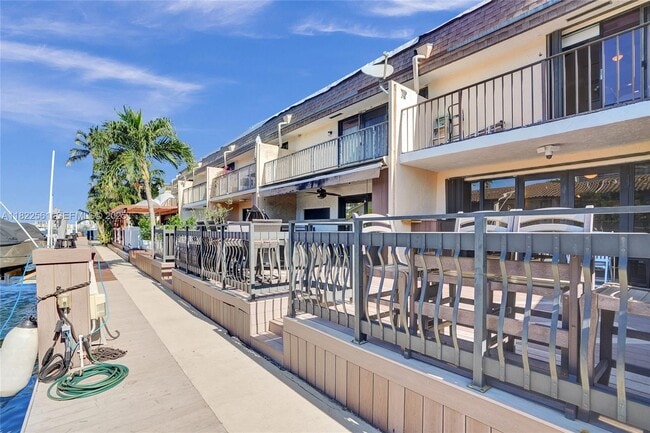 Building Photo - 16478 NE 27th Pl