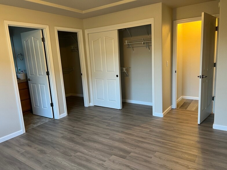 Master Walk-In Closet With Bonus Closet - 2507 Agate Meadows