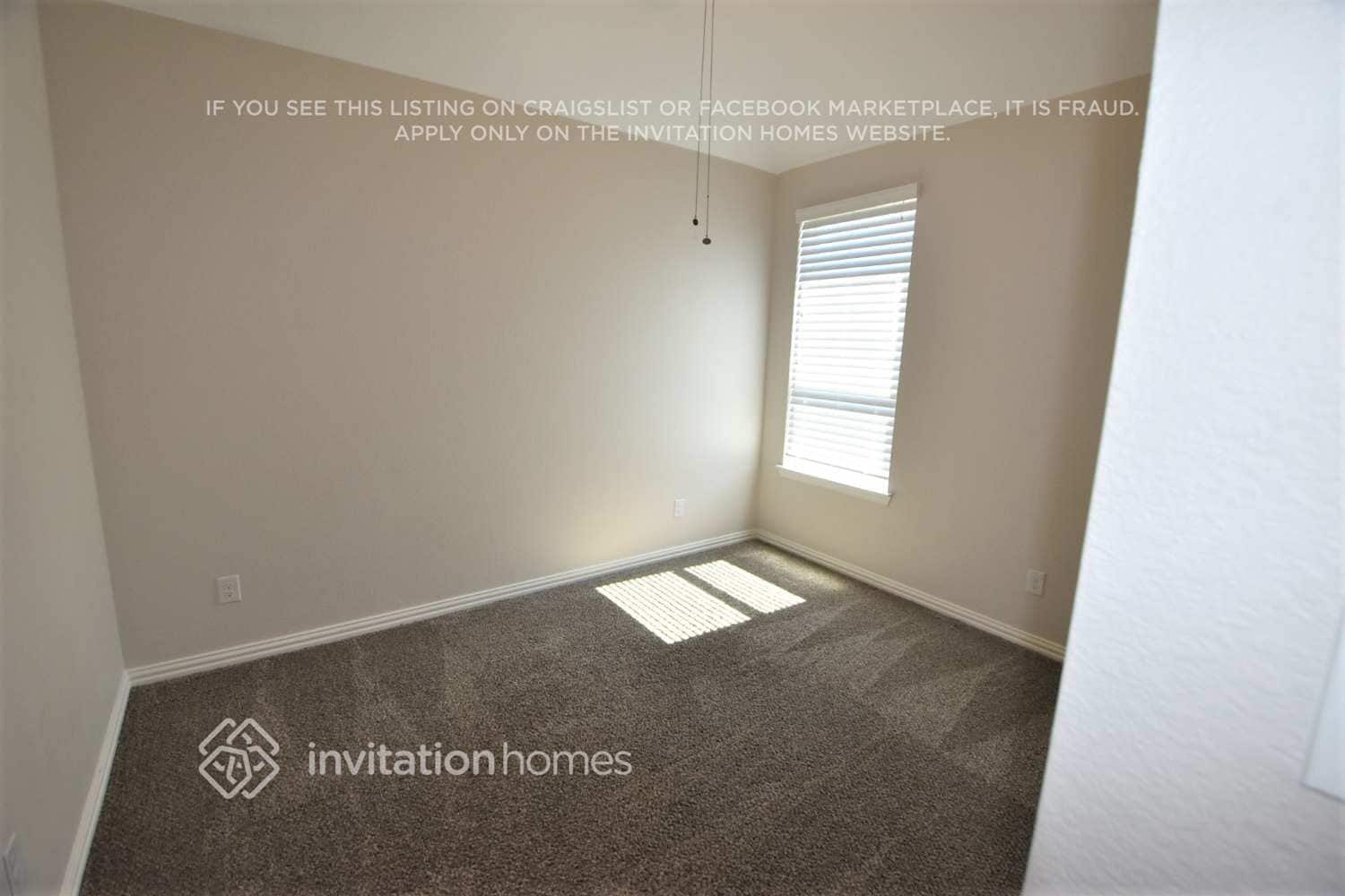 Building Photo - 14913 Blakely Wy