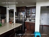 Building Photo - 1109 W Meridian Dr