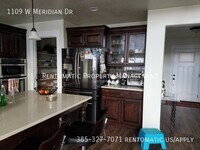 Building Photo - 1109 W Meridian Dr