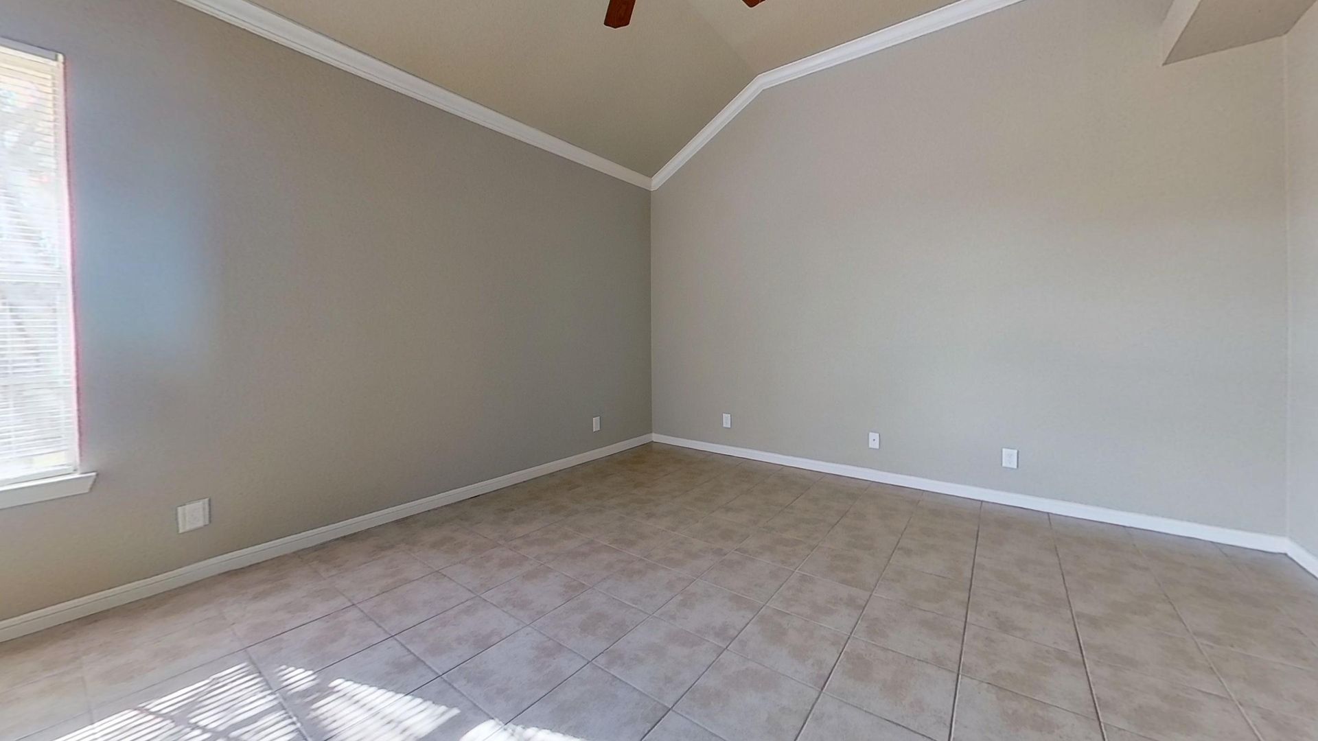 Building Photo - 1306 Powder River Dr