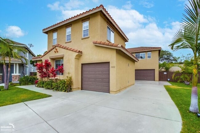 Building Photo - Beautifully 5Bdm 3.5Ba Home in Prime Location