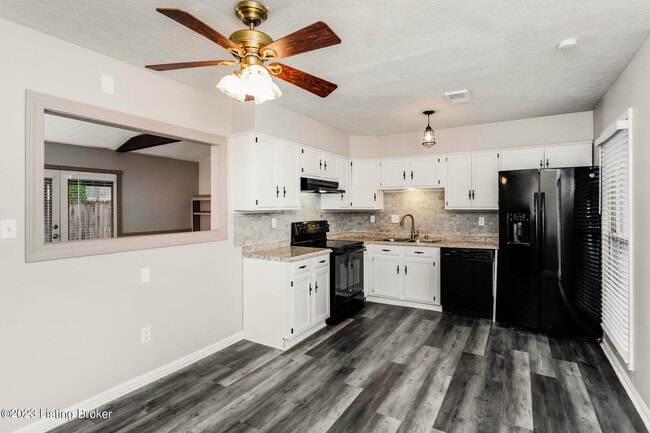 Building Photo - 3500 Pirogue Rd