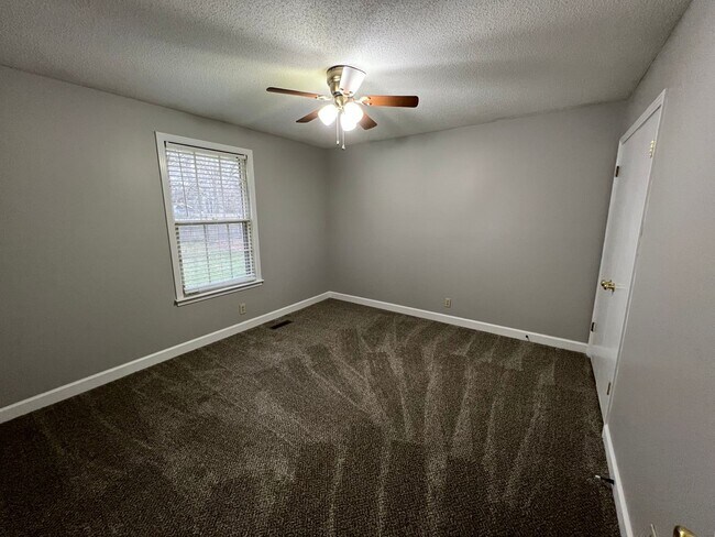 Building Photo - 3105 Spring Creek Ct