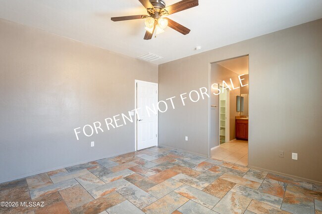 Building Photo - 7307 E Heartwood Dr