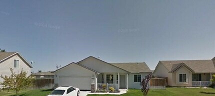 Building Photo - Nice home located near NNU off of the Garrity Exit