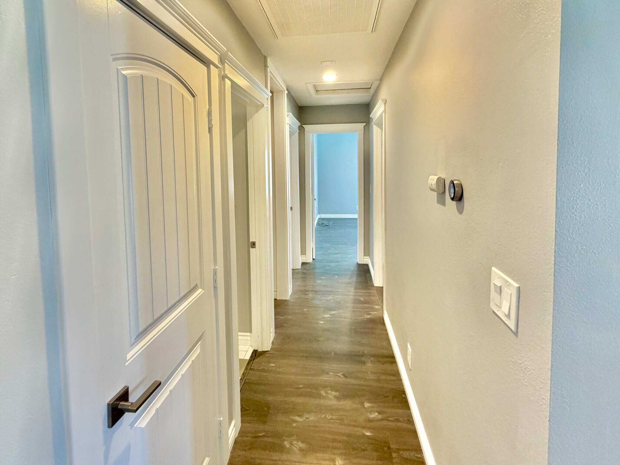 Building Photo - 1017 W Casmalia St