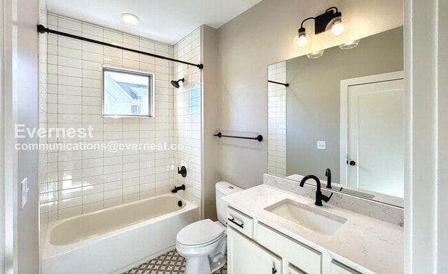 Building Photo - 208 Thompson Park Dr