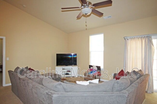 Building Photo - 112 Bascom Ct