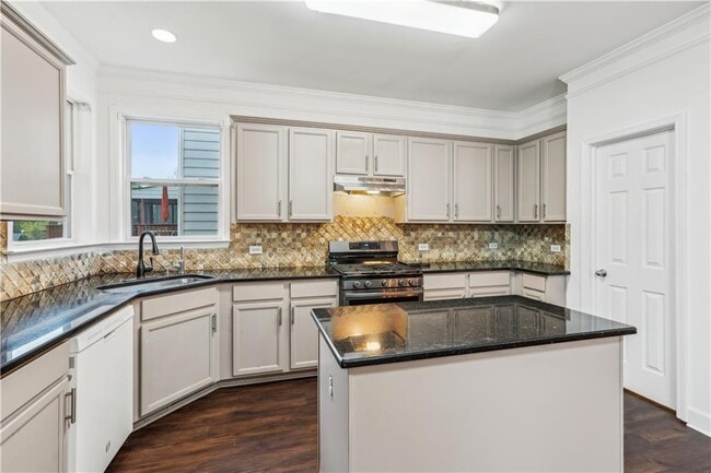 Building Photo - 2539 Larson Creek Cove NW