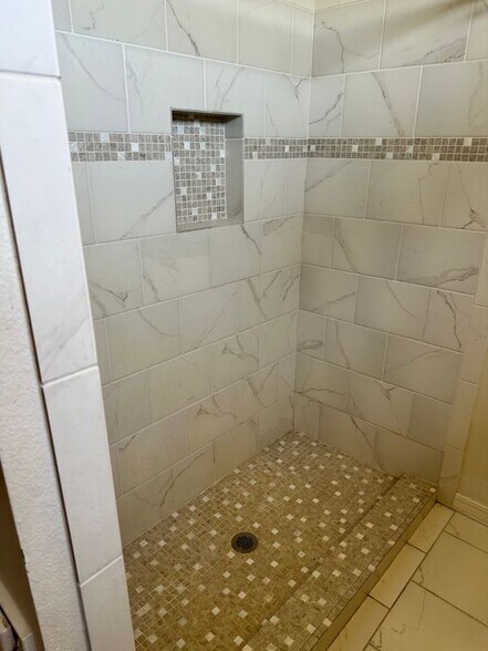 Building Photo - 1441 Gatlin Creek Rd