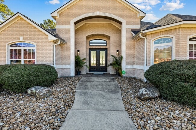 Building Photo - 11601 King George Ct