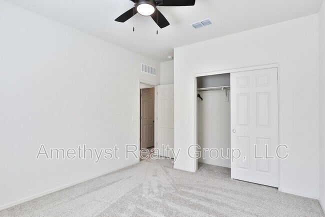 Building Photo - 24642 W Flores Dr