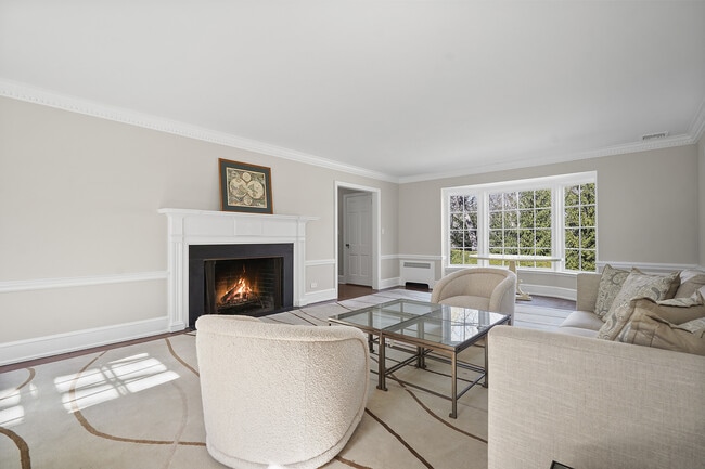 Building Photo - 120 Zaccheus Mead Ln