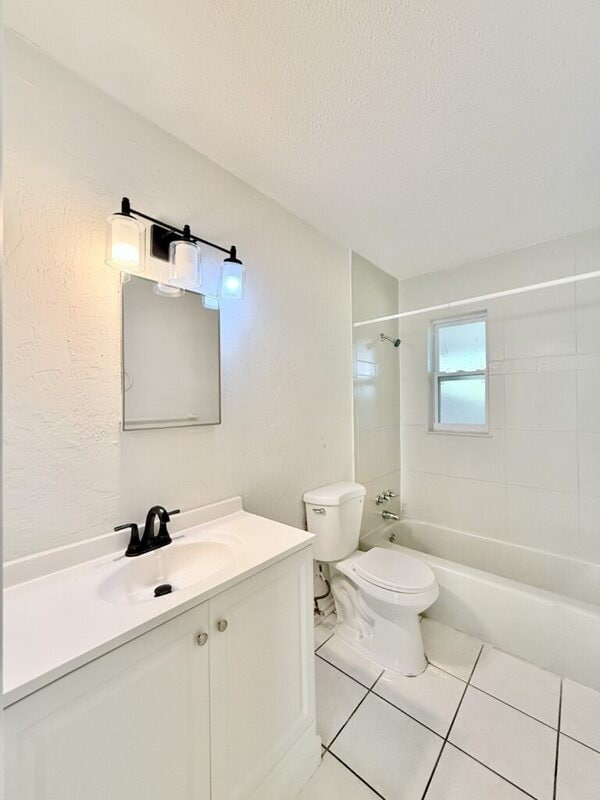 Building Photo - 603 64th Ave W