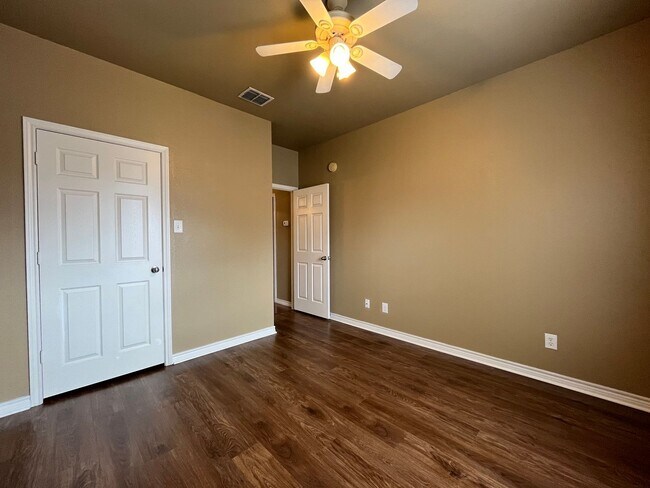 Building Photo - 3045 Palomino Trail