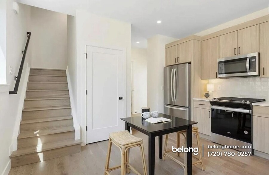 Building Photo - 1415 Zenobia St