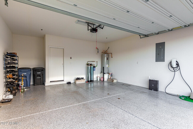 Building Photo - 2661 S Sulley Dr