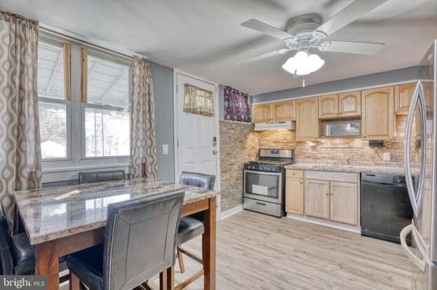 Building Photo - 4100 Ardley Ave