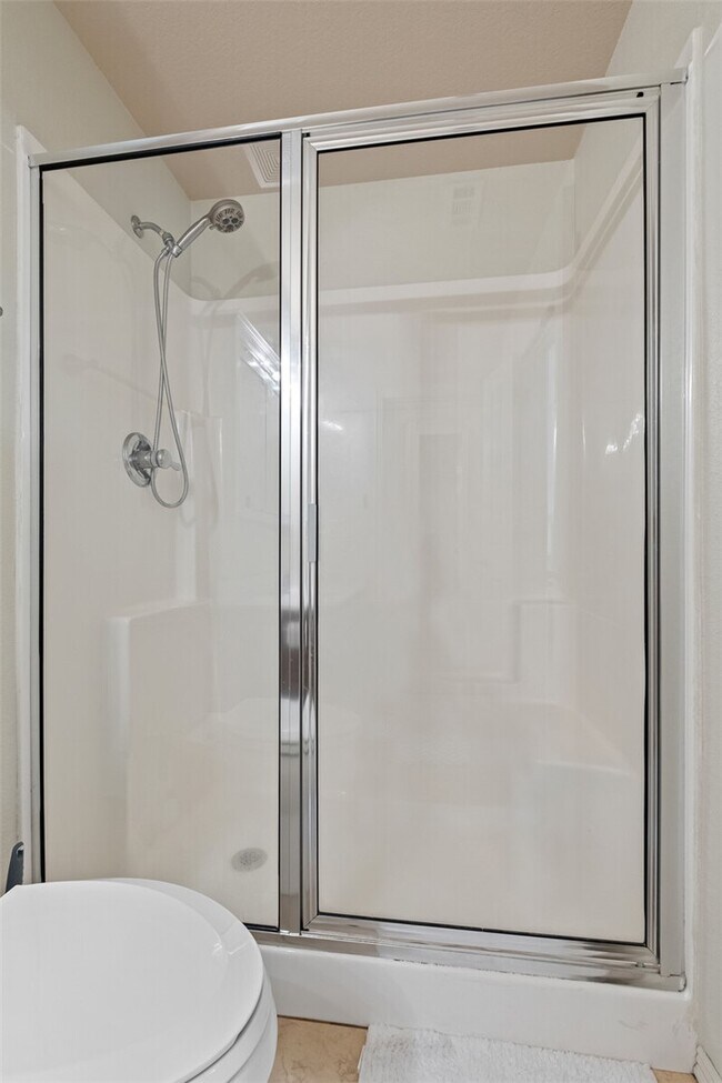 Building Photo - 4462 W Alberta St