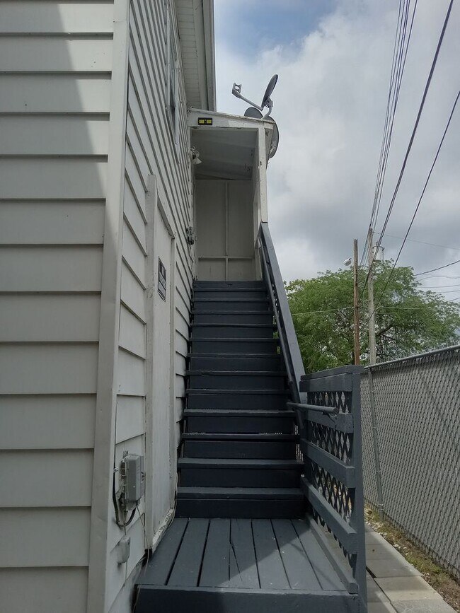 Primary Photo - 26-28 E Pine St.