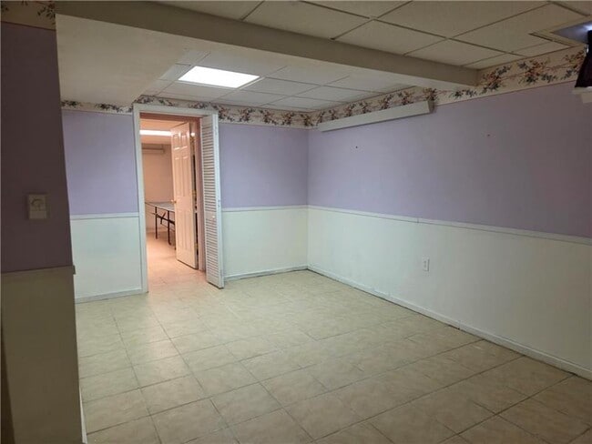 Building Photo - 111 Saddle Brook Cir