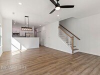 Building Photo - Don't Miss This Hidden Gem Near Downtown Greenville!