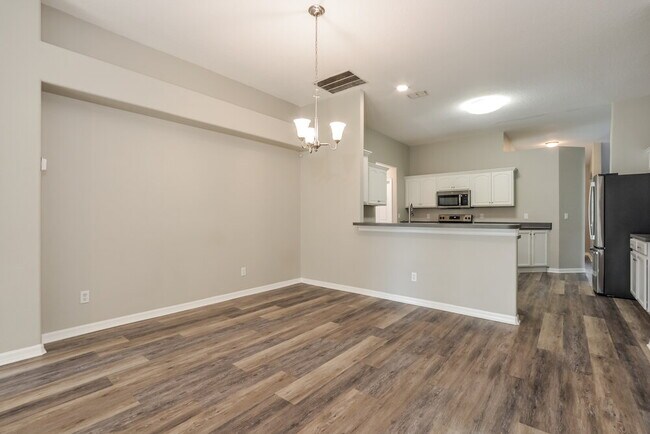 Building Photo - 25140 Chipshot Ct