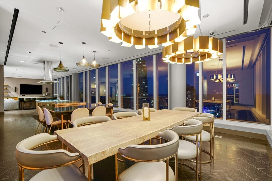 Building Photo - 301 E North Water St