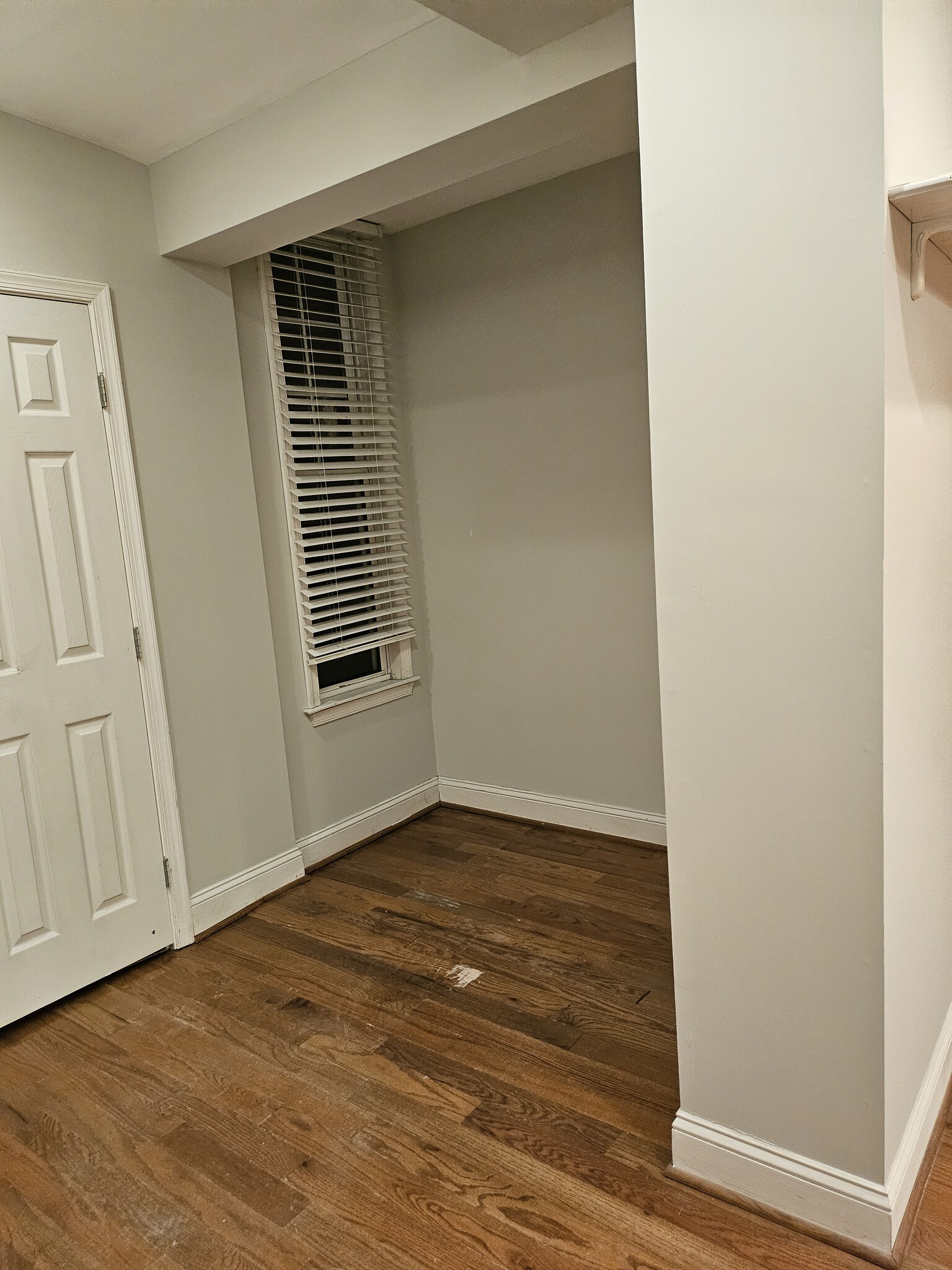 Building Photo - 908 S Hanover St