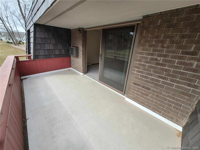 Building Photo - 17 Stony Brook Dr
