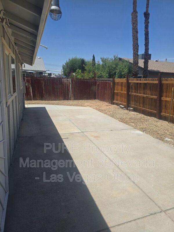 Building Photo - 5934 Via La Contera Dr