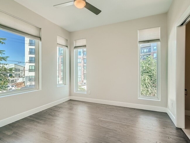 Building Photo - New 2BR/2BA Townhouse In RiNo!!!!!!