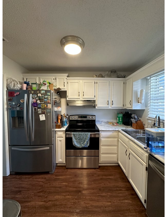 Building Photo - 2 bedroom condo across from UGA's Health and Science campus pre lease