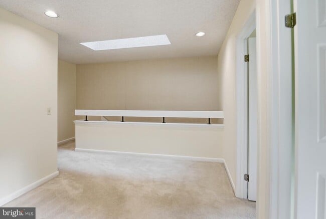 Building Photo - 428 Crane's Roost Ct