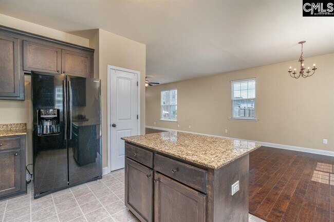 Building Photo - 201 Birchfield Dr