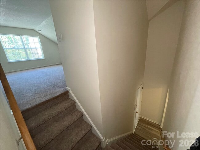 Building Photo - 6228 Sid Crane Dr