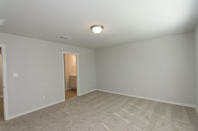 Building Photo - 2136 Pecan Island Dr