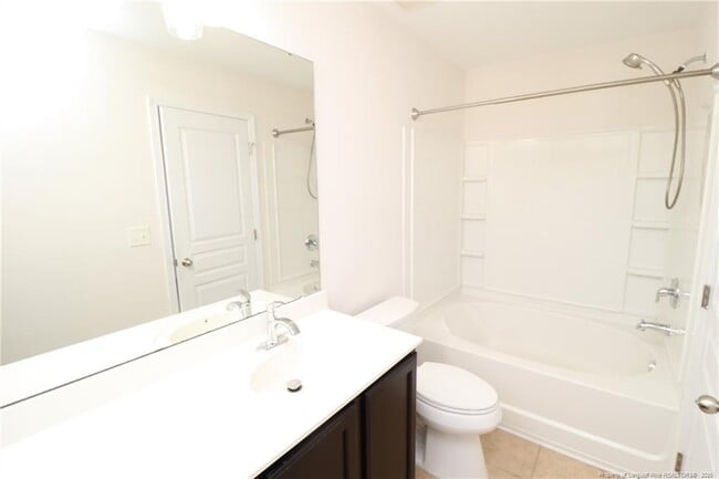 Building Photo - 1712 Grace Point Rd