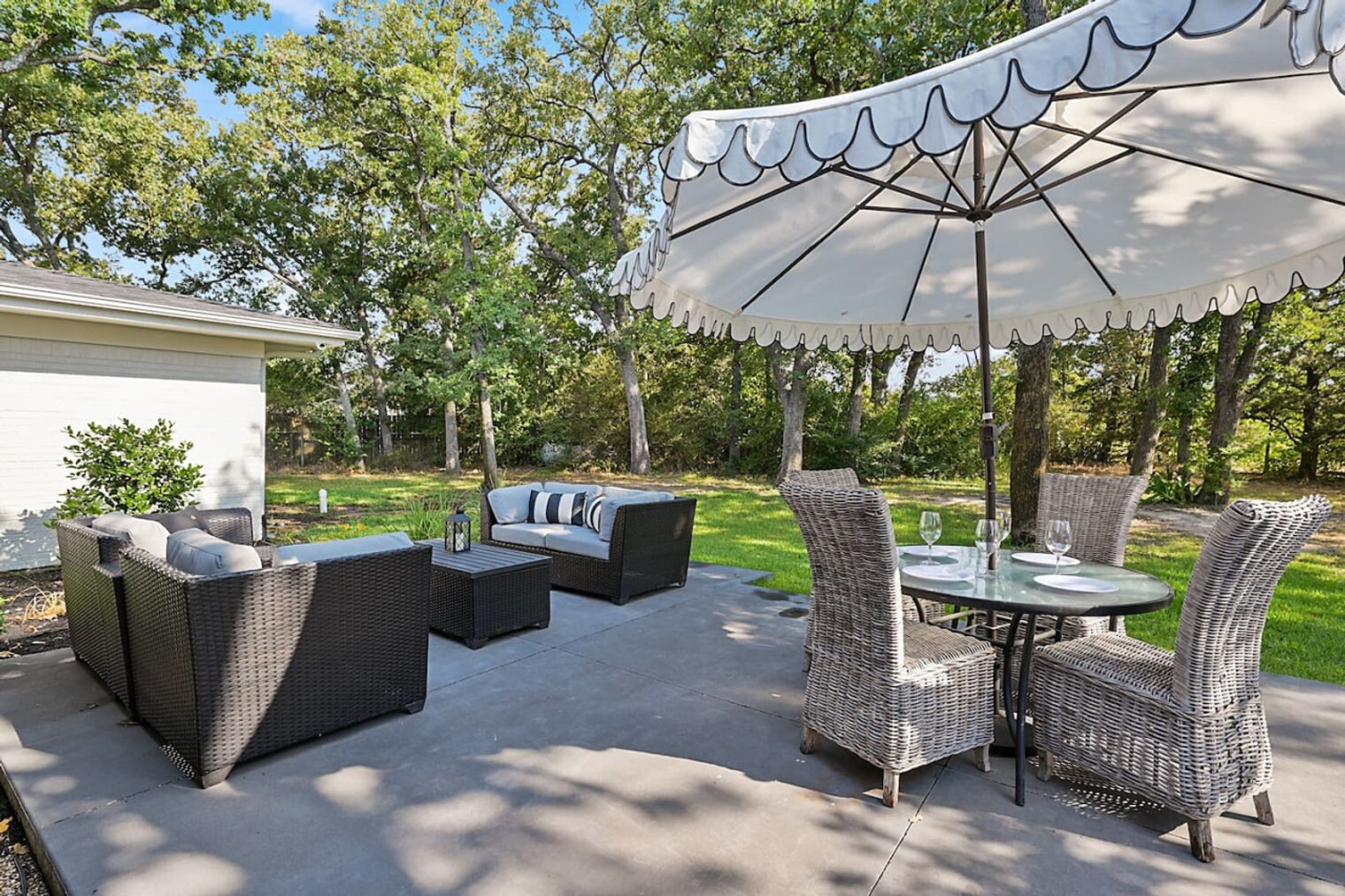 Building Photo - 8495 Turkey Creek Rd