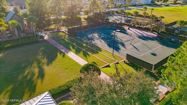 Building Photo - 552 Meadow Creek Dr