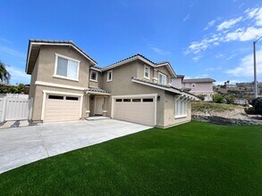 Building Photo - $4,500 - 4 Bed 2.5 Bath House located in G...