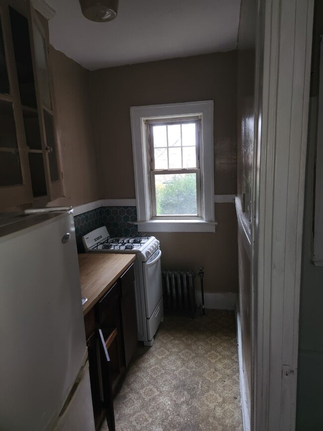 Building Photo - 950 Bay St