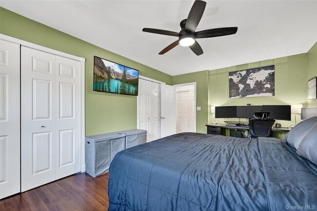 Building Photo - 16 Roundtree Cir