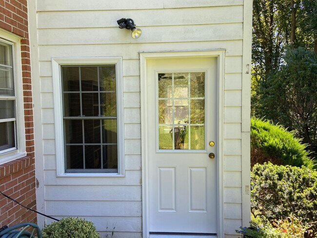 Primary Photo - 12707 Furnace Mountain Rd
