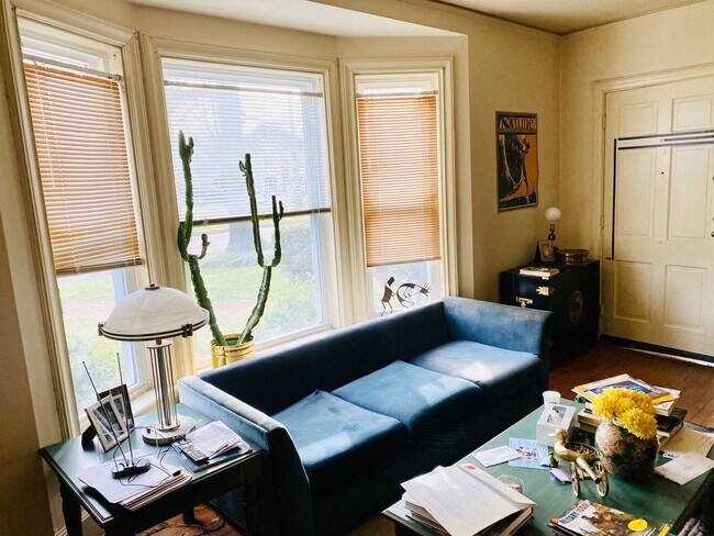 Building Photo - 4506 Monument Ave